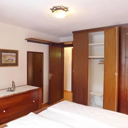 Διαμέρισμα Chesa Arlas By Interhome *